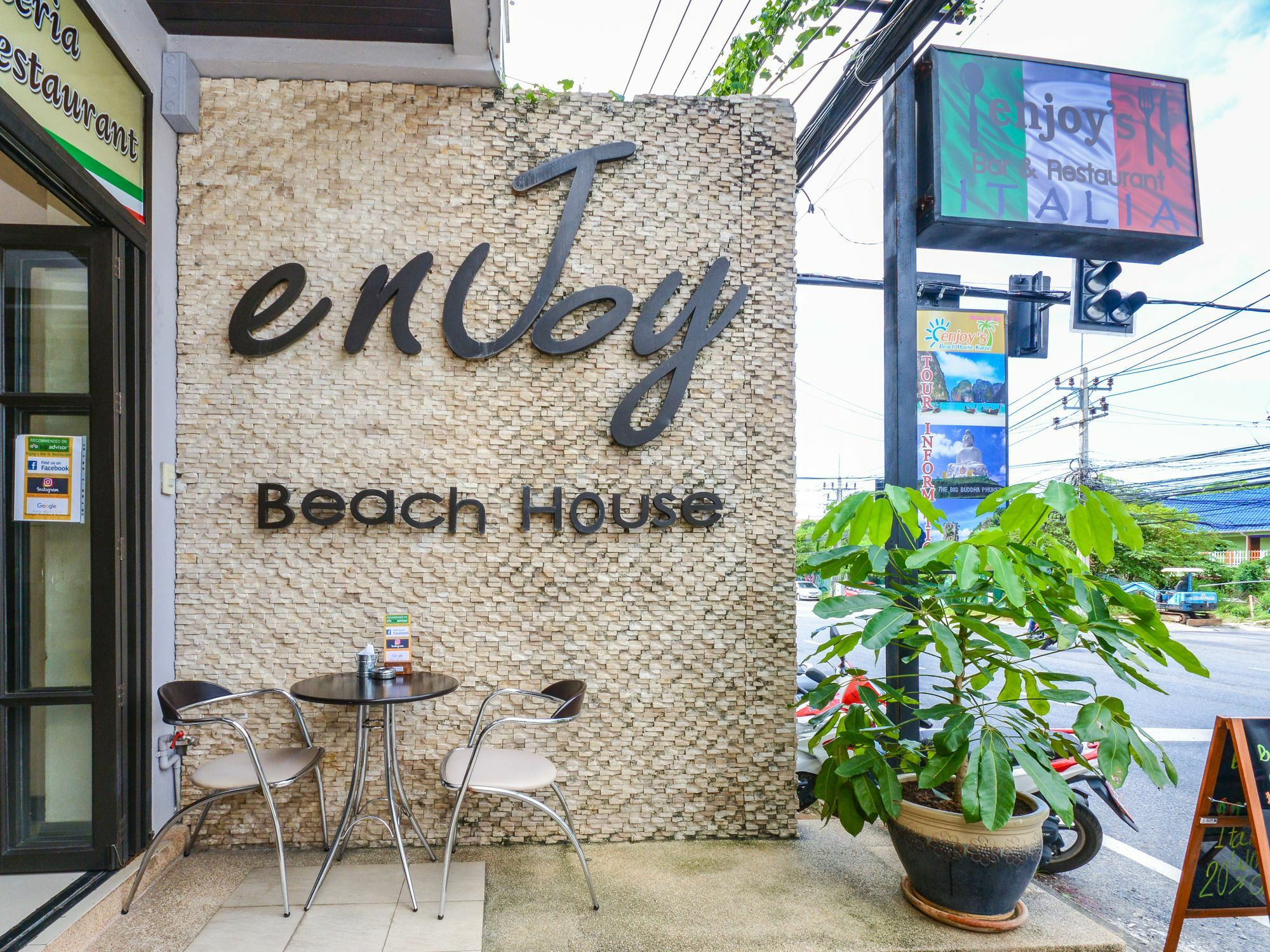 Enjoy'S Beach House & Cafe' Ban Karon 외부 사진