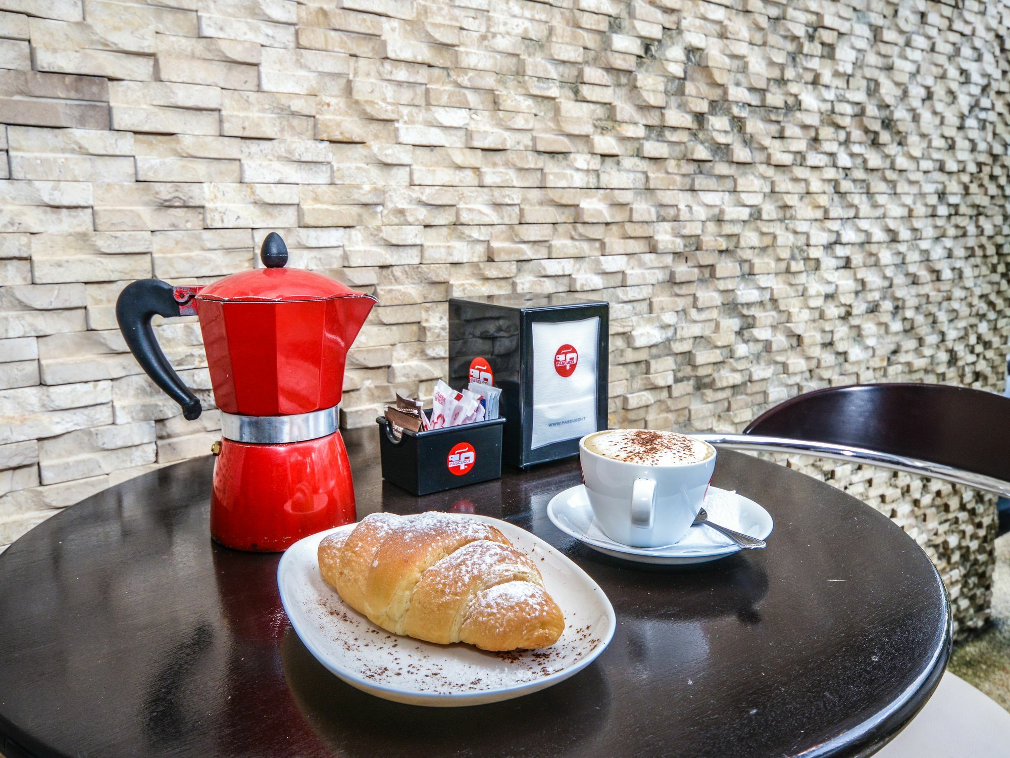 Enjoy'S Beach House & Cafe' Ban Karon 외부 사진